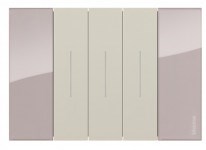 BTicino Living now Аура рамка