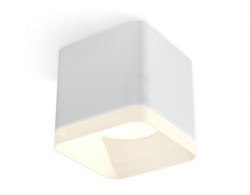 Ambrella Комплект накладного светильника с акрилом XS7805040 SWH/FR белый песок/белый матовый MR16 GU5.3 (C7805, N7755) XS7805040 - фото 103950