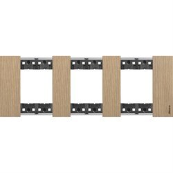 BTicino Living now Дуб рамка немецкий стандарт 3 поста (2+2+2 мод) KA4802M3LM - фото 72806