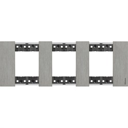 BTicino Living now Сталь рамка немецкий стандарт 3 поста (2+2+2 мод) KA4802M3ZG - фото 72922