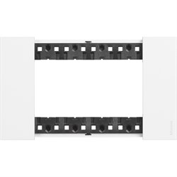 BTicino Living now белый рамка итальянский стандарт 4 мод KA4804KW - фото 72969