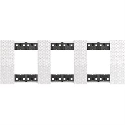 BTicino Living now Пиксель рамка немецкий стандарт 3 поста (2+2+2 мод) KA4802M3MW - фото 73052