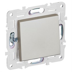 IEK SKANDY Шампань Выключатель 1-клавишный перекрестный 10А SK-V03Sh SK-V13-0-10-K37 - фото 73982