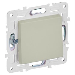 IEK SKANDY Бежевый Выключатель 1-клавишный перекрестный 10А SK-V03B SK-V13-0-10-K10 - фото 74260