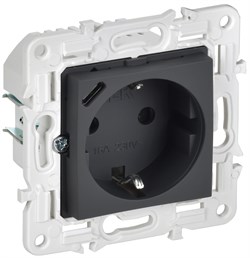 IEK SKANDY Графит Розетка с/з с защитными шторками 16А с USB C 18Вт SK-R17G SK-R14-16-U14-018-K53 - фото 74279