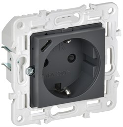 IEK SKANDY Титан Розетка с/з с защитными шторками 16А с USB C 18Вт SK-R17T SK-R14-16-U14-018-K48 - фото 74302