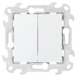 Simon 24 Белый Двухклавишный выключатель 2450398-030 - фото 75976
