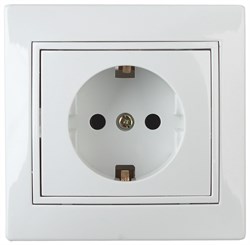 Intro Розетка Plano 1Э-206-01 с заземлением 2P+E Schuko со шторками, 16А-250В, IP20, СУ, без лапок, белый Б0053955 - фото 76292