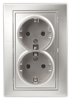 Intro Розетка Plano 1-205-03 с заземлением двойная 2X2P+E Schuko, 16А-250В, IP20, СУ, алюминий Б0053917 - фото 76344