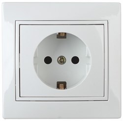 Intro 1Э-206-01 Розетка 2P+E Schuko со шторками, 16А-250В, СУ, б.л., Plano, белый (10/200/2000) Б0038831 - фото 76394