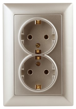 Intro Розетка Solo 4-205-04 с заземлением двойная 2X2P+E Schuko, 16А-250В, IP20, СУ, шампань Б0053676 - фото 76438