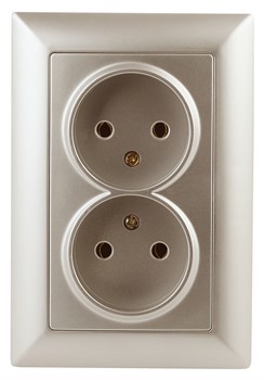 Intro Розетка Solo 4-204-04 без заземления 2х2P, 16А-250В, IP20, СУ, шампань Б0053669 - фото 76635