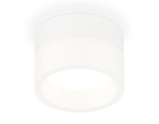 Ambrella Комплект накладного светильника с акрилом XS8101015 SWH/FR белый песок/белый матовый GX53 (C8101, N8401) XS8101015