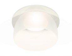 Ambrella Комплект встраиваемого светильника с акрилом XC7621047 SWH/FR белый песок/белый матовый MR16 GU5.3 (C7621, N7177) XC7621047