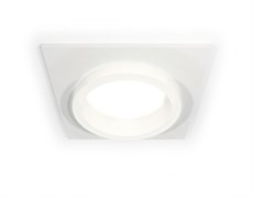 Ambrella Комплект встраиваемого светильника с акрилом XC6520064 SWH/FR белый песок/белый матовый MR16 GU5.3 (C6520, N6245) XC6520064