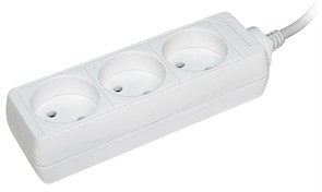 IEK Удлинитель У3 3 места 2Р/1,5 метра 2х0.75мм2 10А/250В WYP10-06-03-01-N