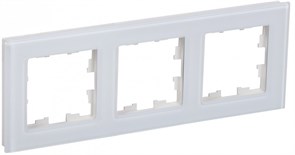 IEK Brite Decor белый глянец стекло рамка 3 места BR-M32-G-K01