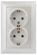 Intro Розетка Solo 4-205-06 с заземлением двойная 2X2P+E Schuko, 16А-250В, IP20, СУ, перламутр Б0053678