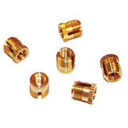 DKC Забивные втулки с внутренней резьбой М6 для корпусов RAM box, 10 шт 501007